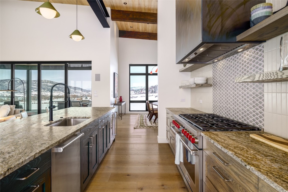 33200 Meadow Creek DRIVE