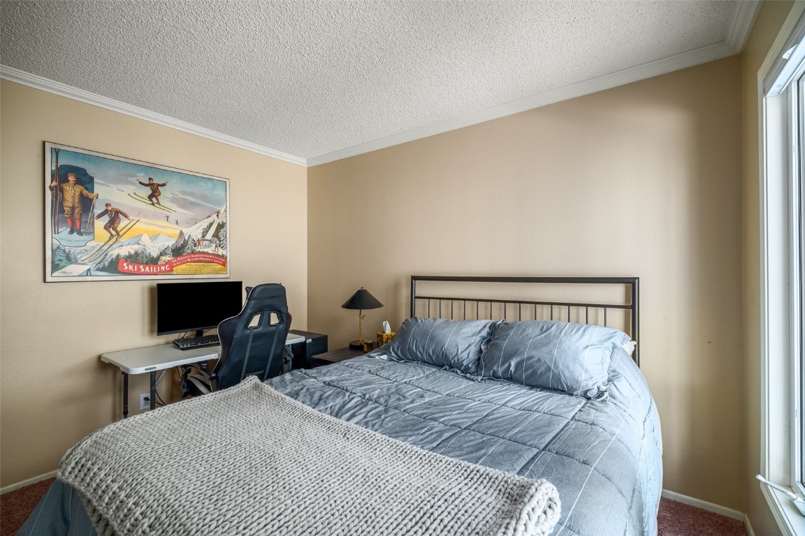 3020 Village DRIVE 221