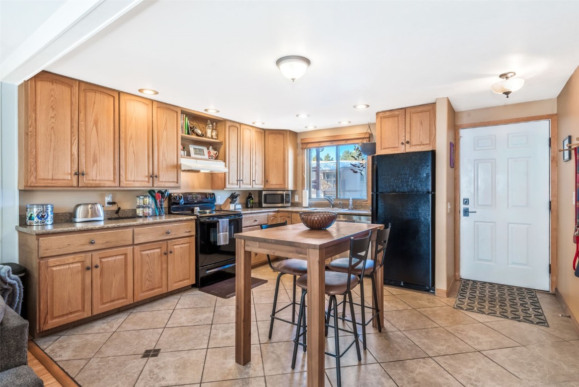 2930 Columbine DRIVE 102