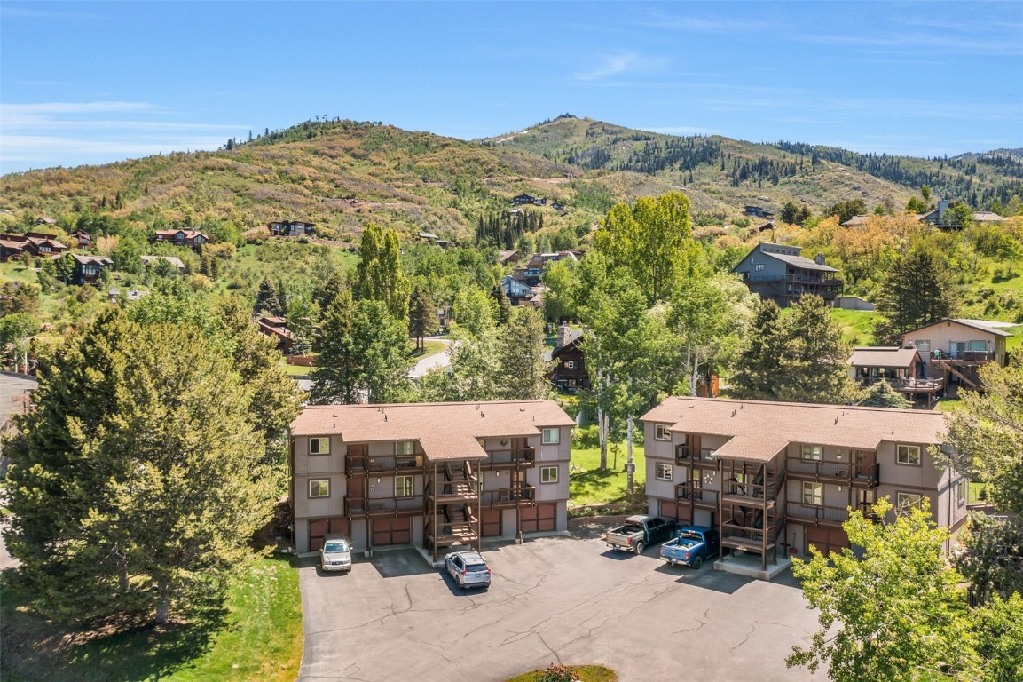 2930 Columbine DRIVE 102