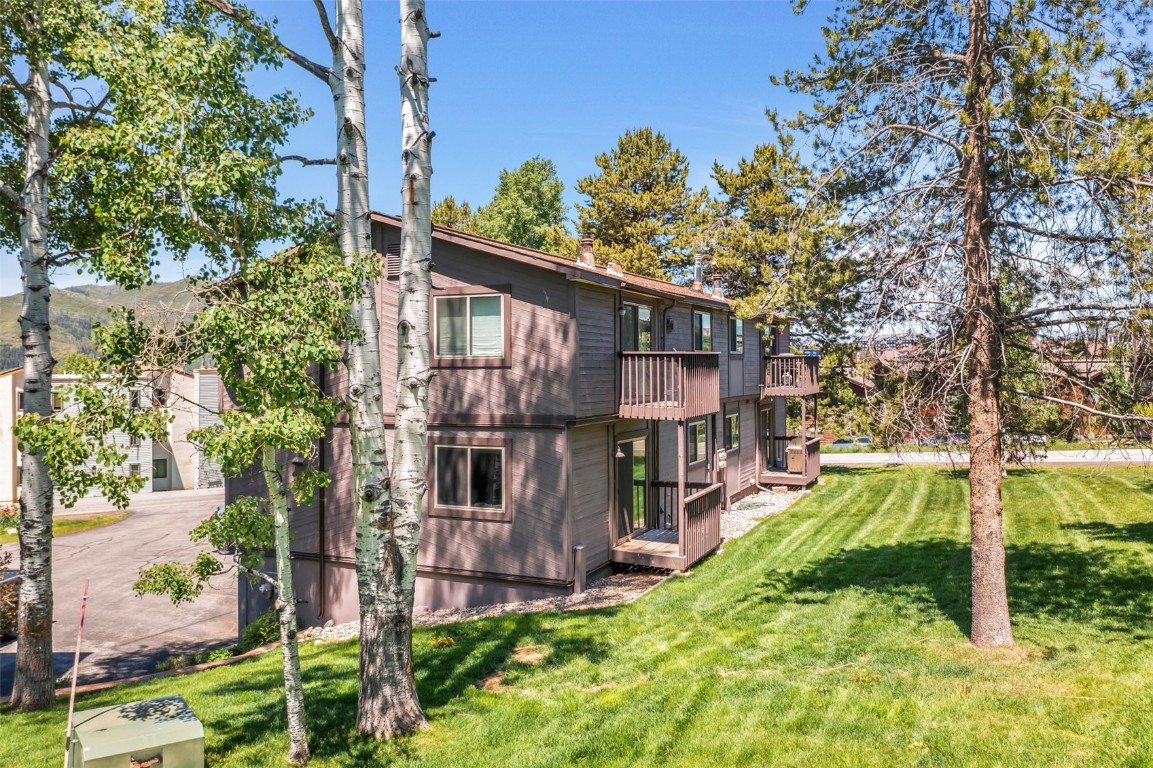 2930 Columbine DRIVE 102