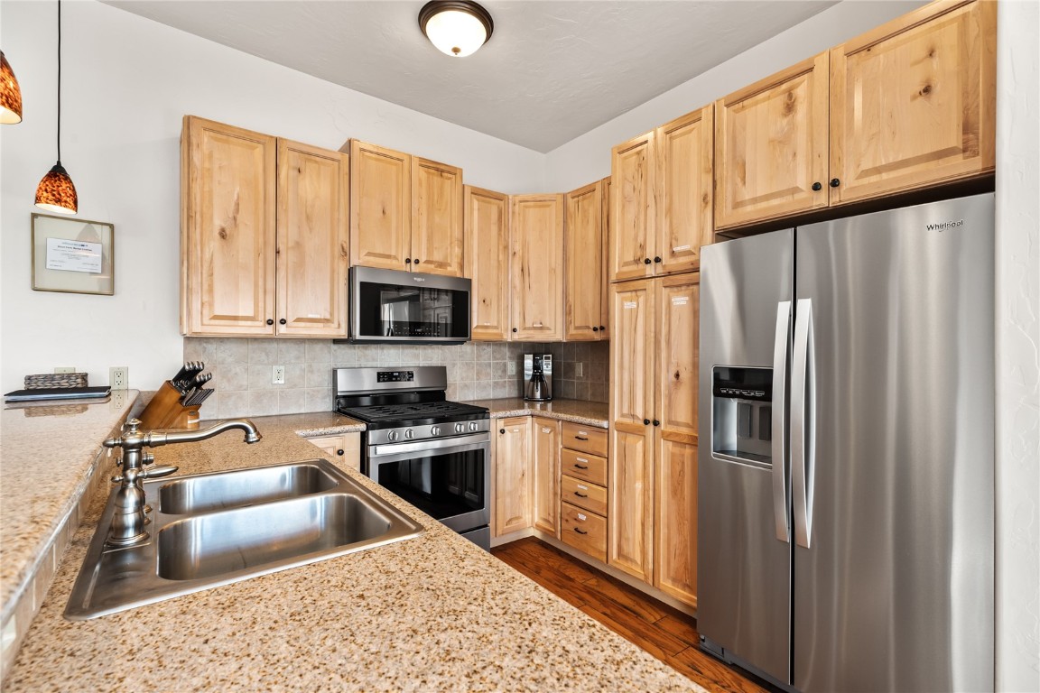 500 Anglers DRIVE 204