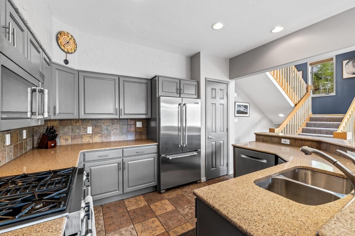 2840 Kitzbuhel COURT 2