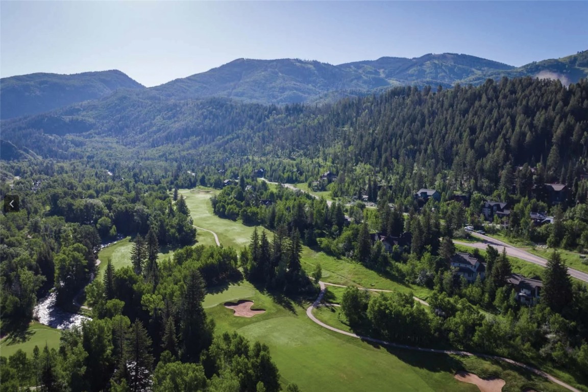 971 Steamboat BOULEVARD