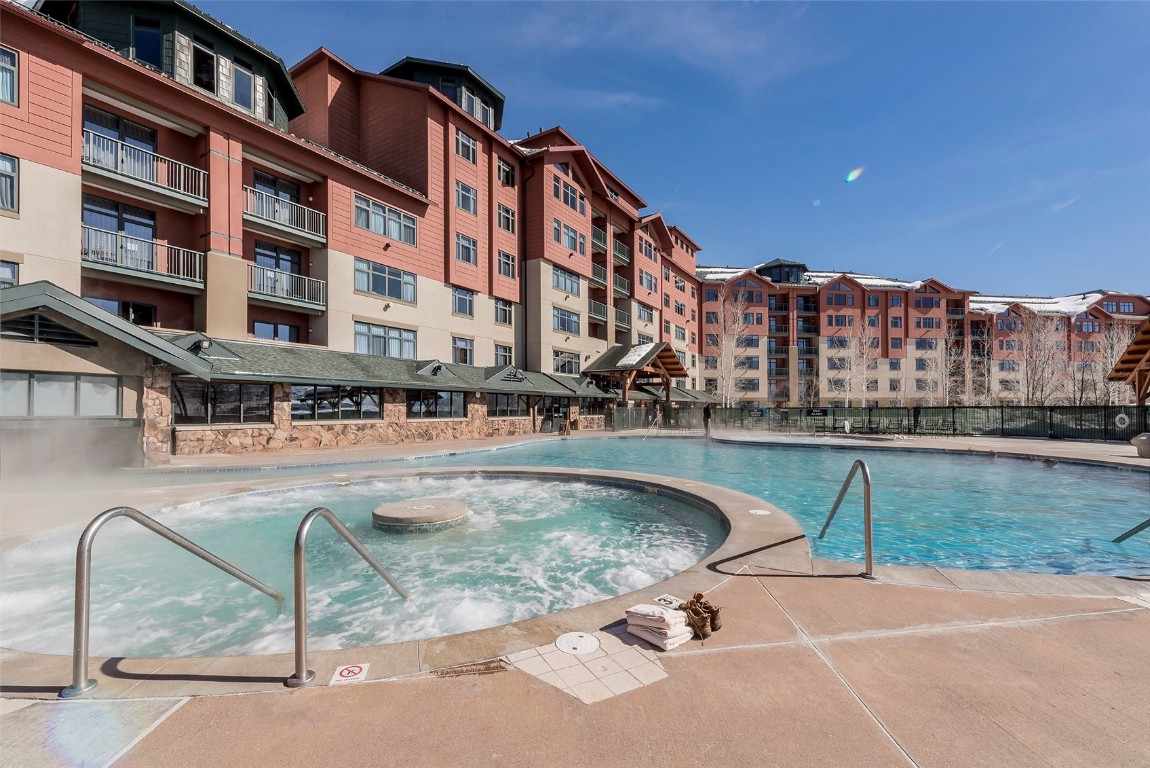2300 Mount Werner CIRCLE 413