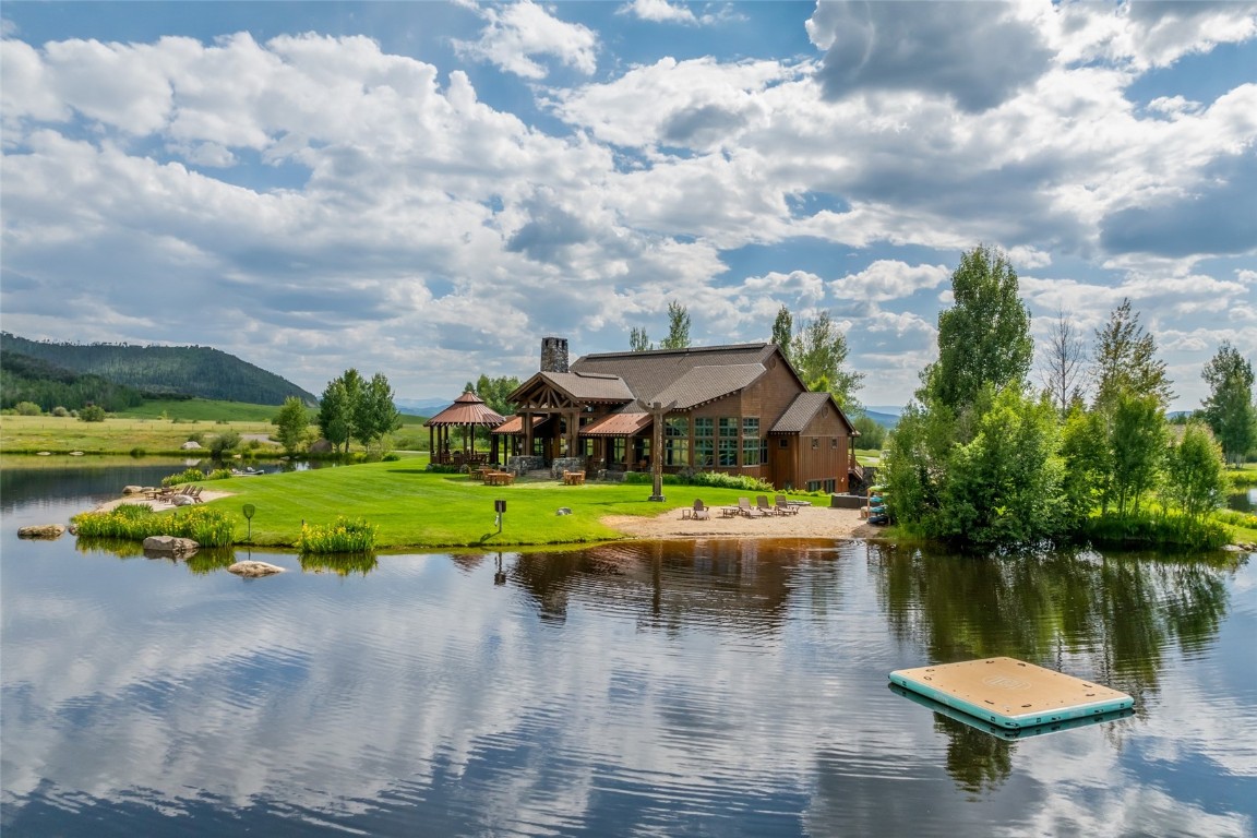 33225 Painted Pony LANE