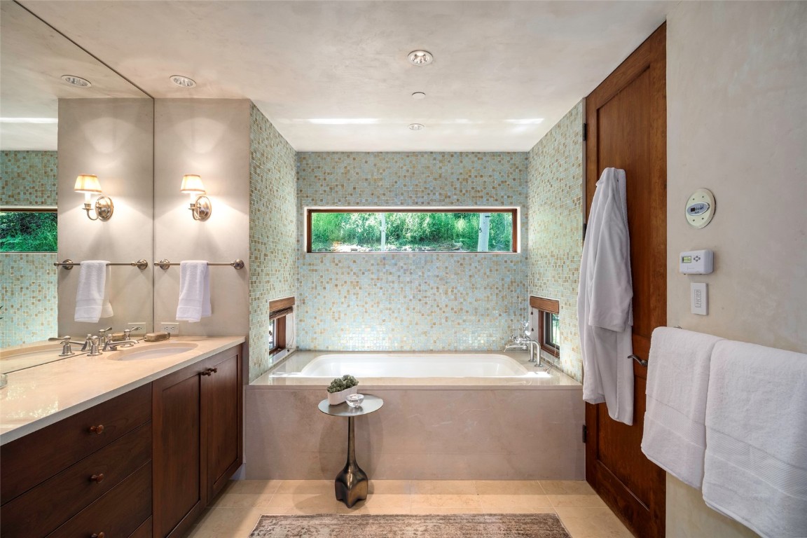 33225 Painted Pony LANE