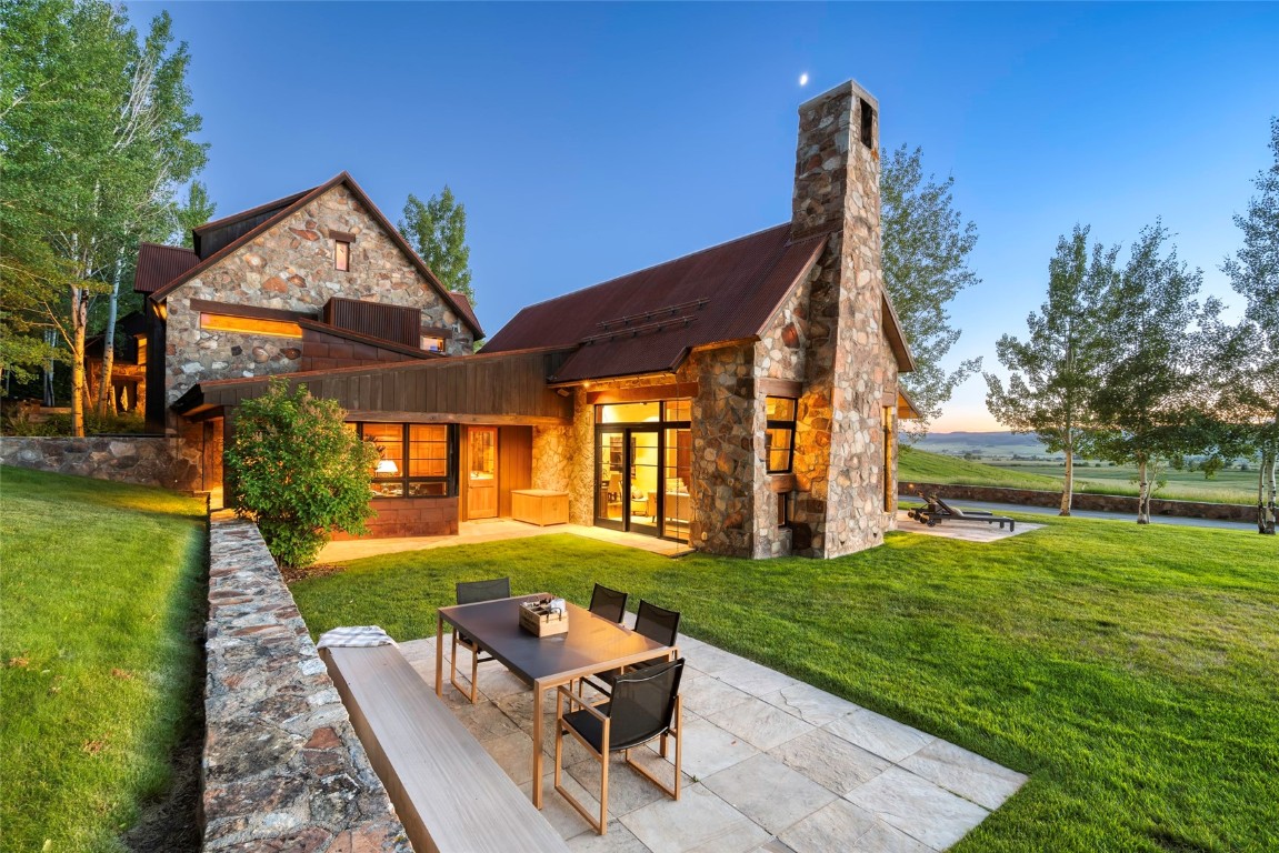 33225 Painted Pony LANE