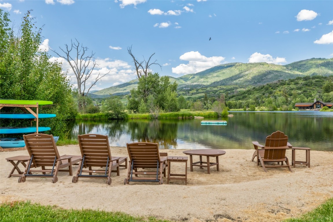 33225 Painted Pony LANE