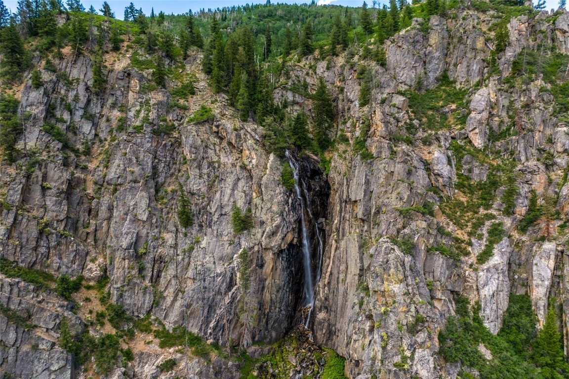 33225 Painted Pony LANE