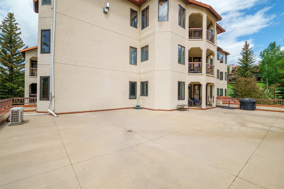 2800 Eagleridge DRIVE C1