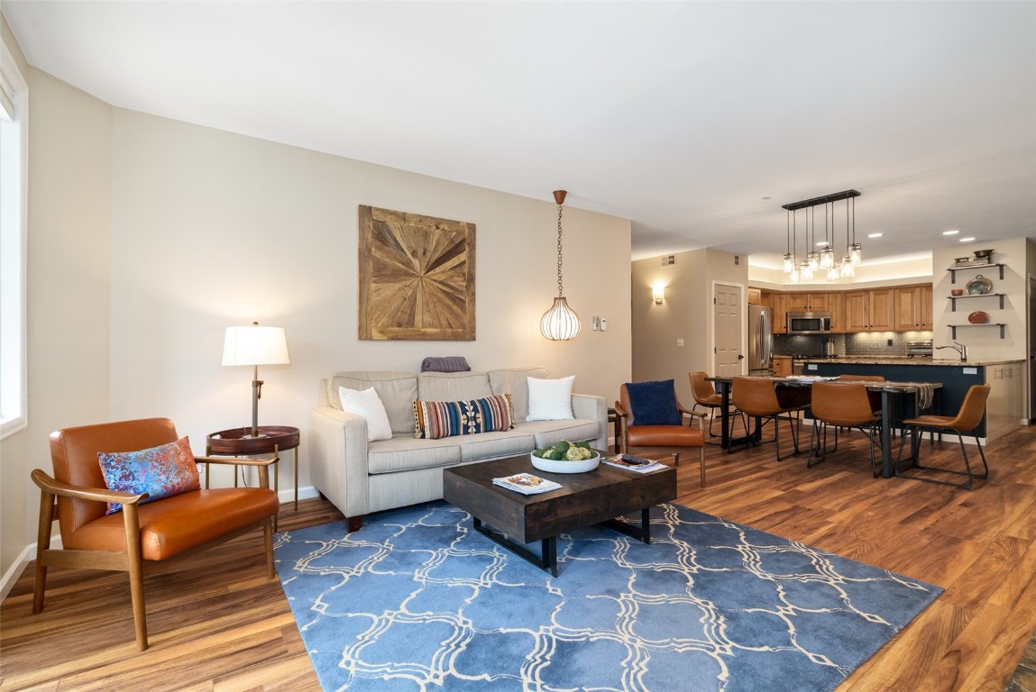 2800 Eagleridge DRIVE C1