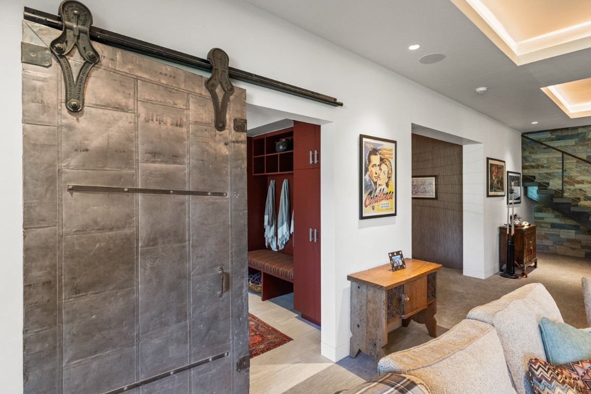 380 Boulder Ridge ROAD