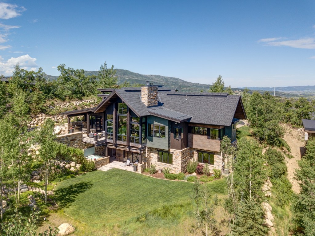 380 Boulder Ridge ROAD