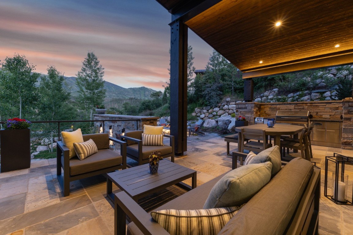 380 Boulder Ridge ROAD