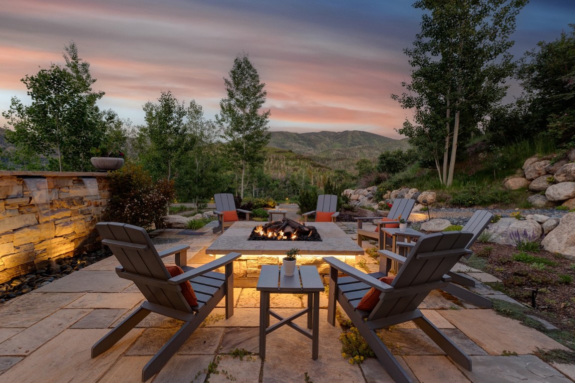 380 Boulder Ridge ROAD