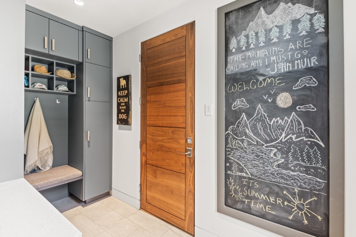 380 Boulder Ridge ROAD