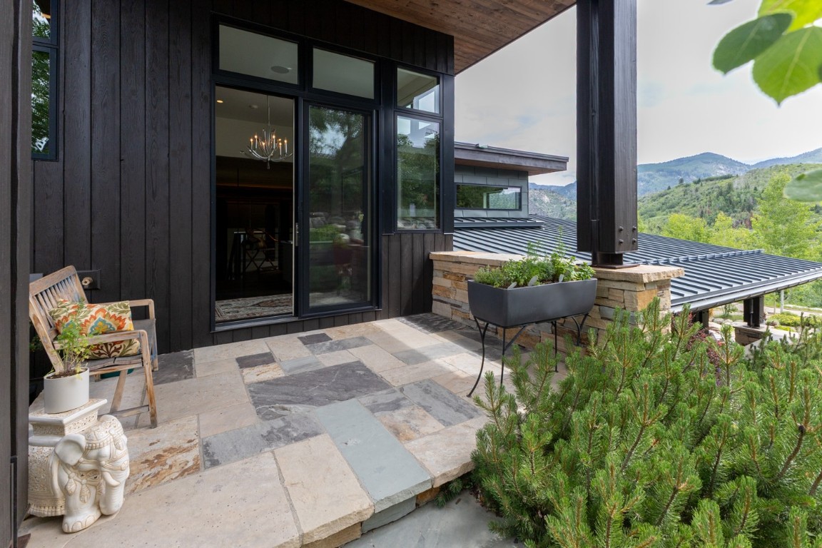 380 Boulder Ridge ROAD