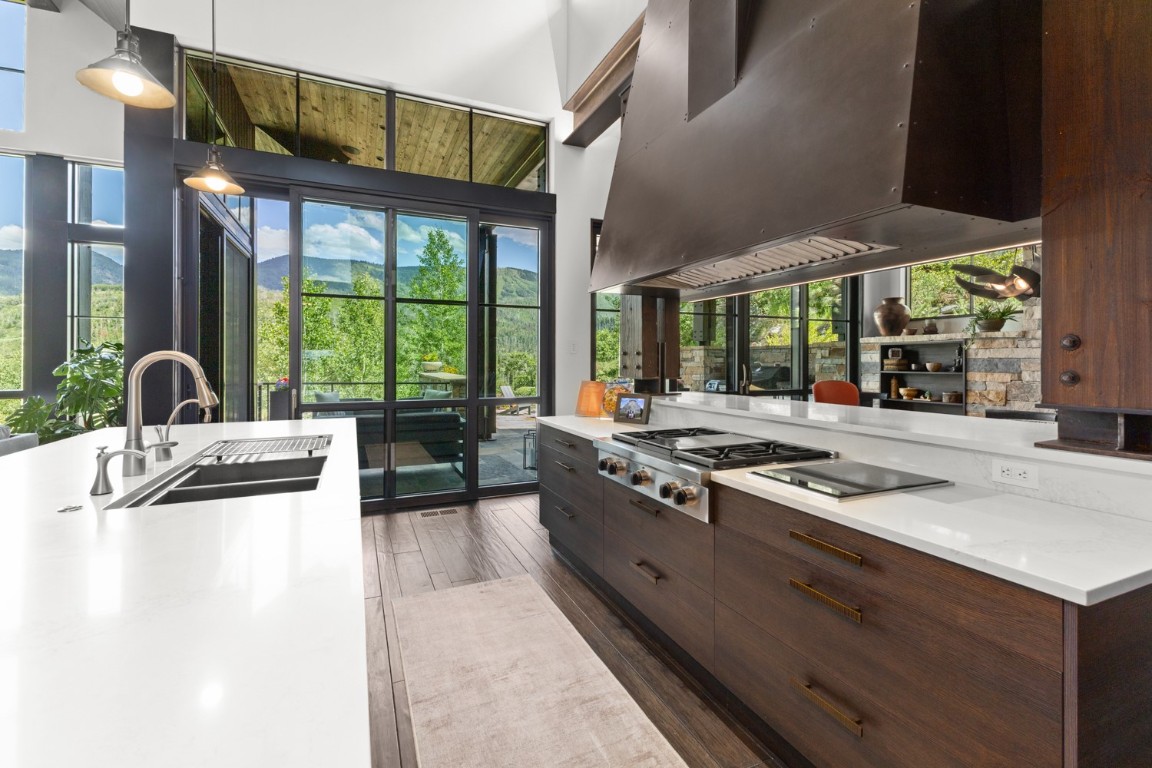 380 Boulder Ridge ROAD