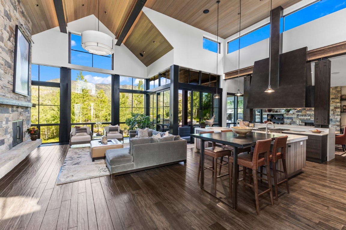 380 Boulder Ridge ROAD