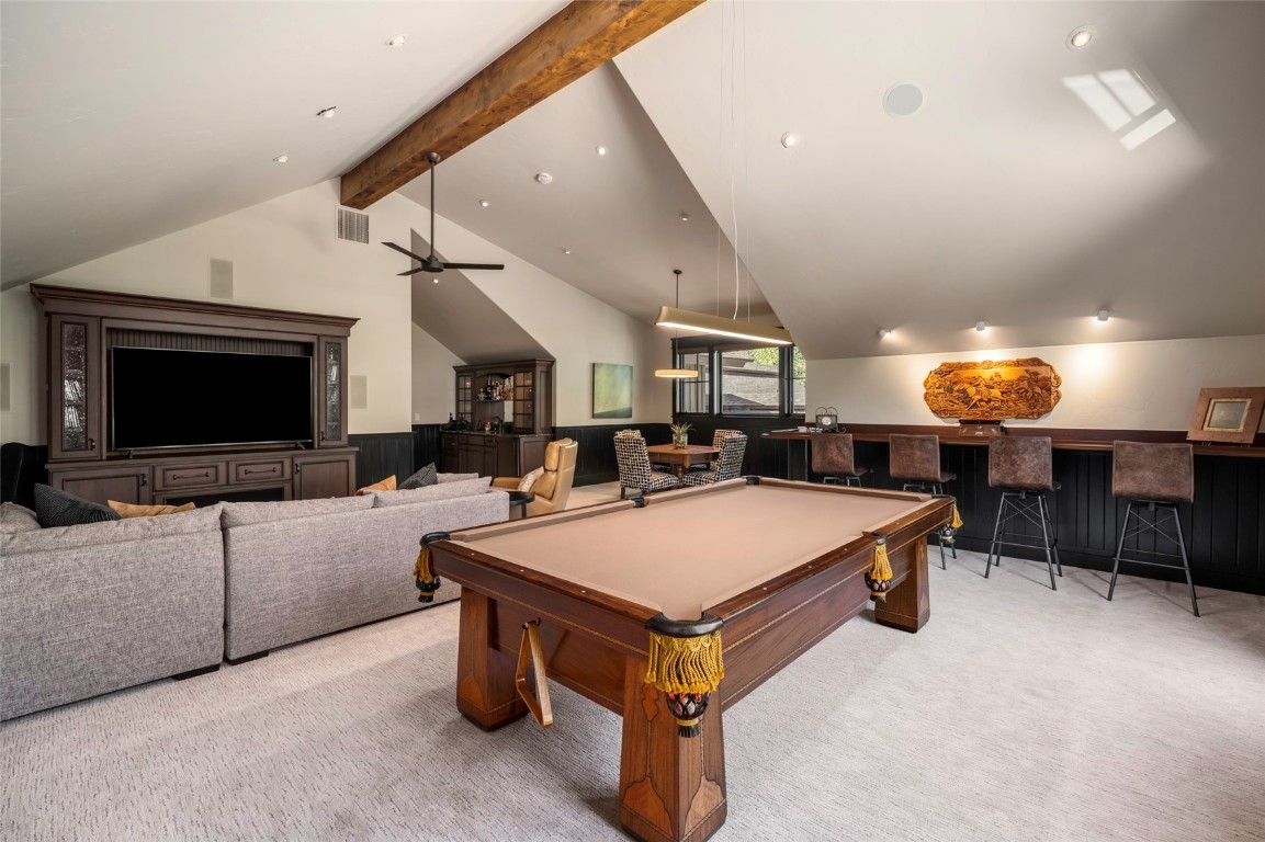2811 Whitewater LANE