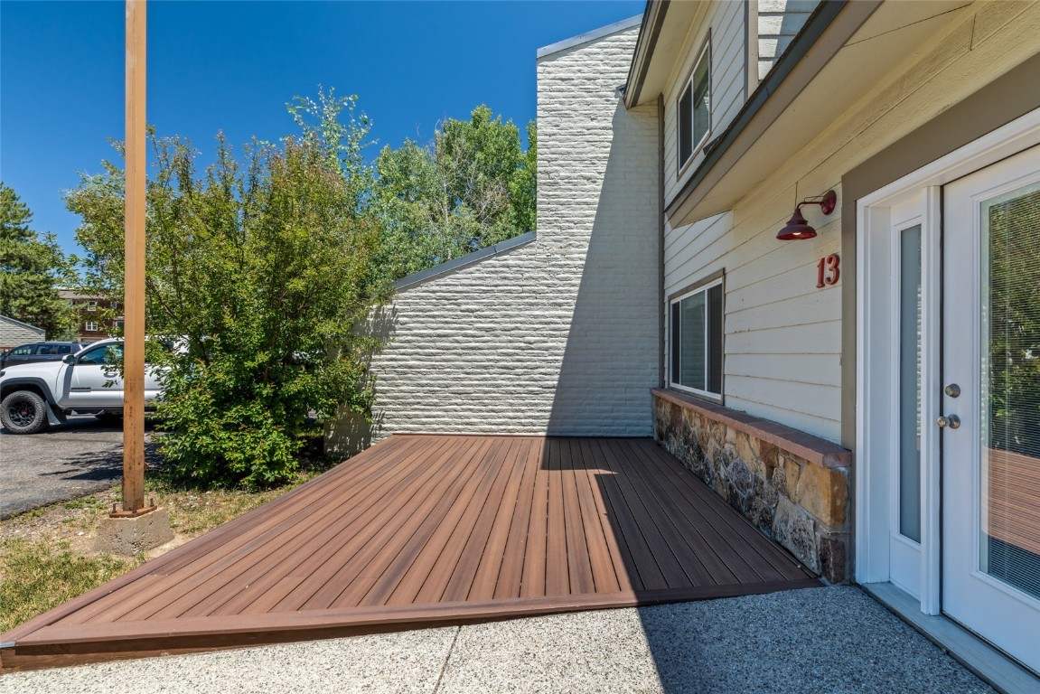 13 Cedar COURT 13