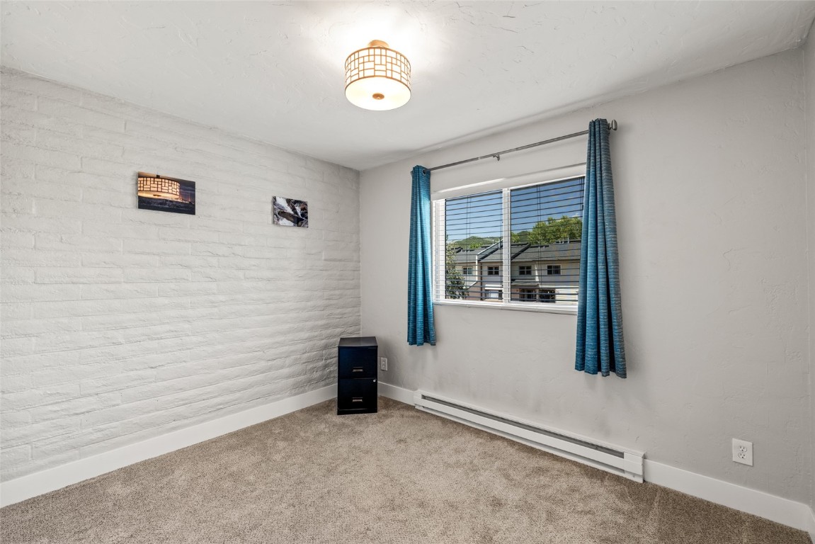 13 Cedar COURT 13