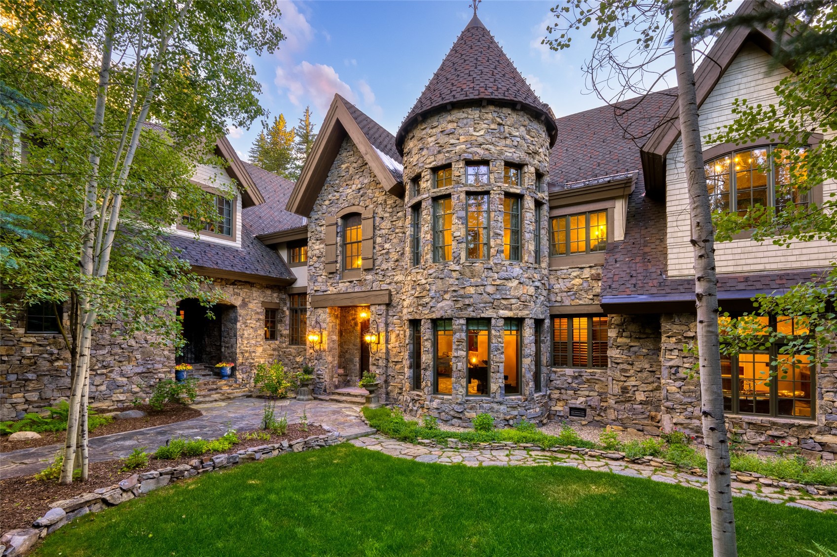 1058 Graystone COURT