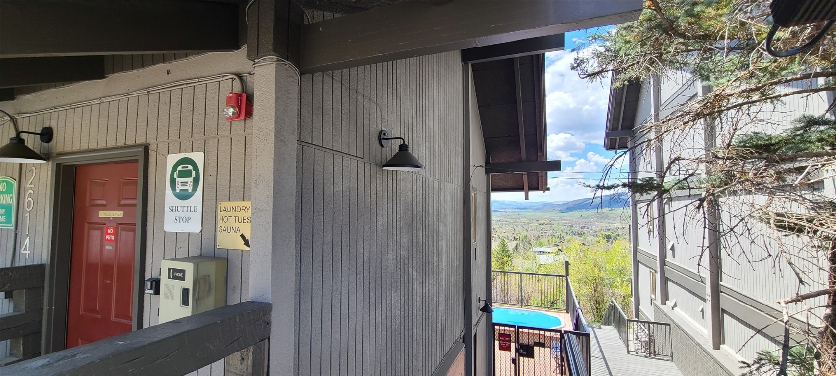 2590 Longthong ROAD 211