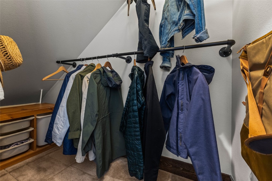 23700 Sagebrush CIRCLE