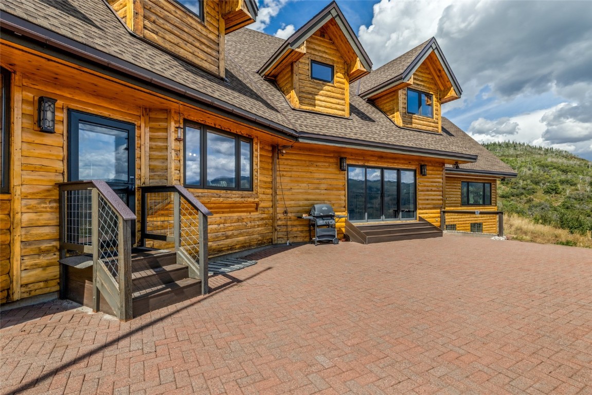 30800 Game Trails DRIVE