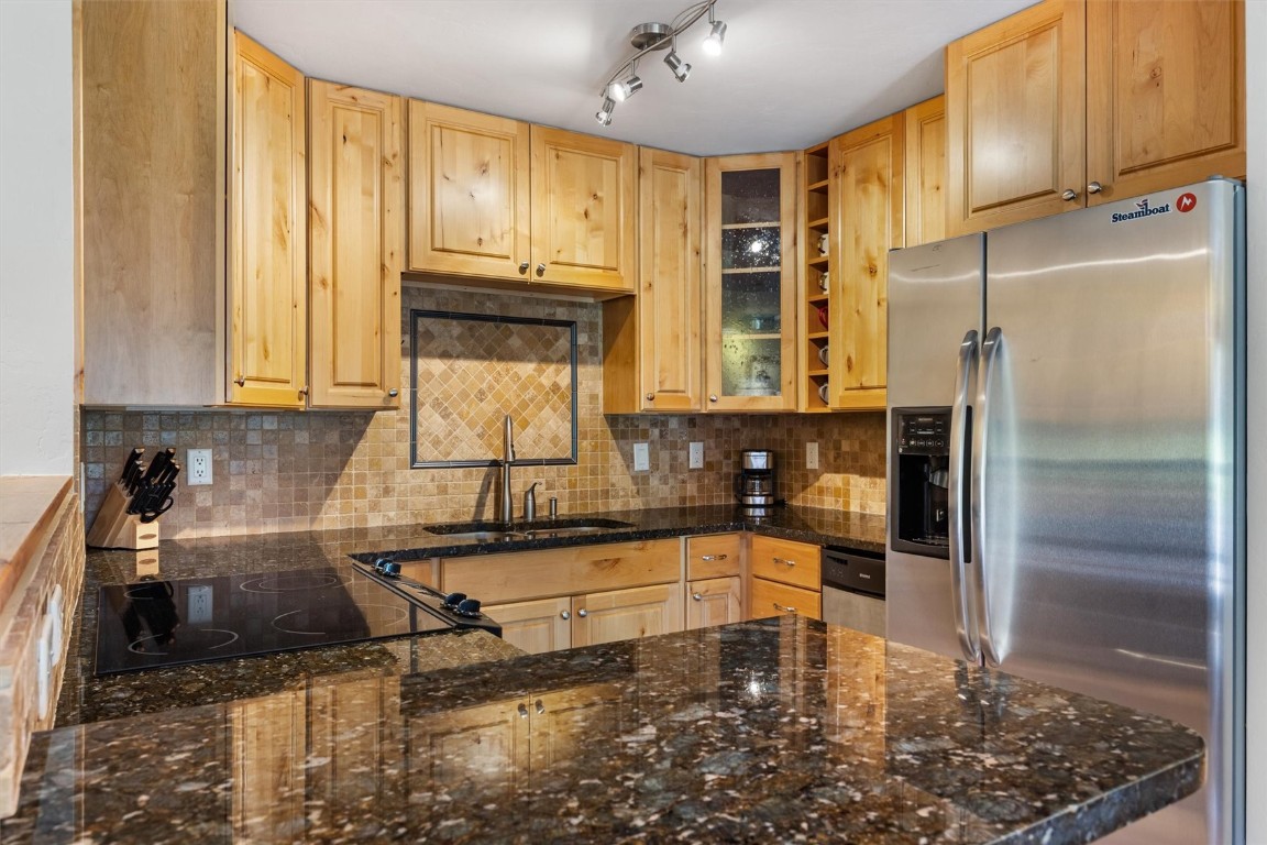 460 Ore House Plaza 202