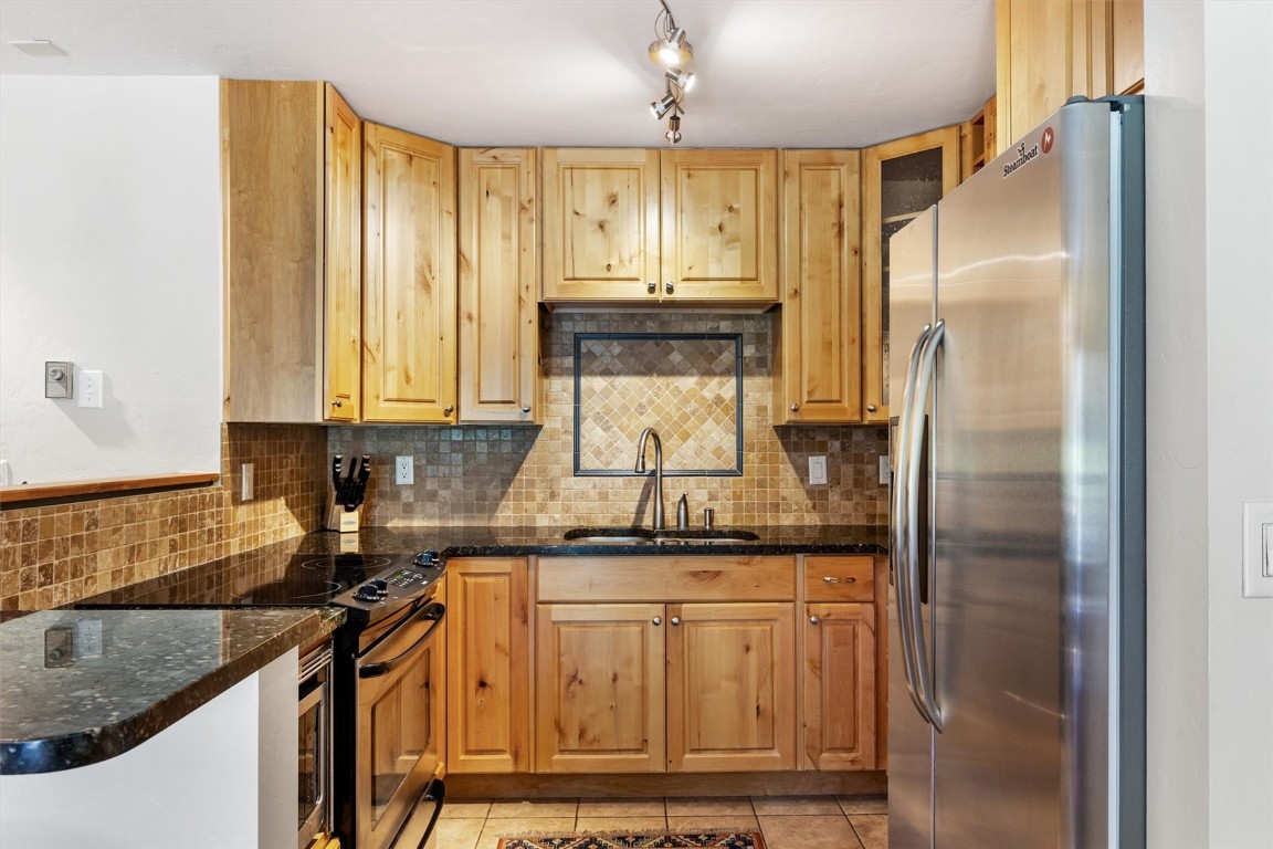 460 Ore House Plaza 202