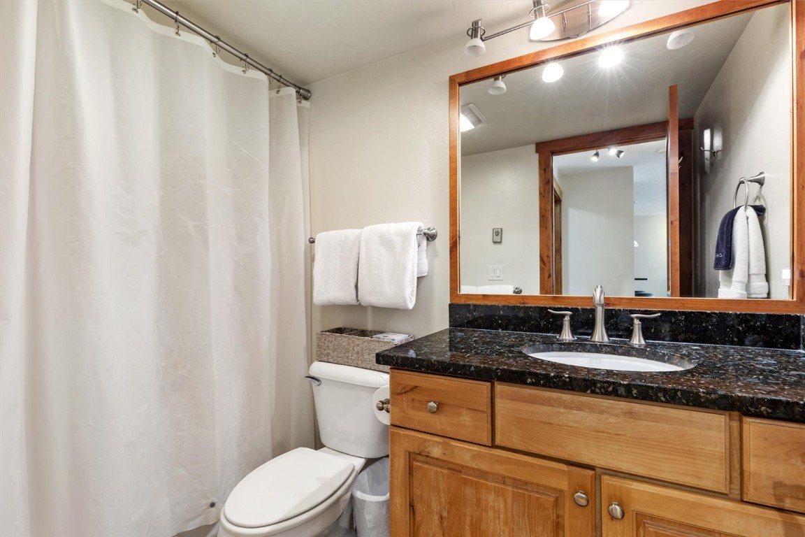 460 Ore House Plaza 202