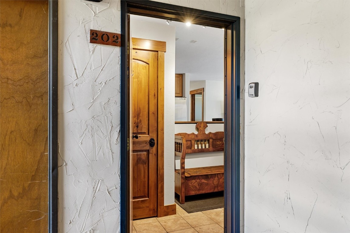 460 Ore House Plaza 202