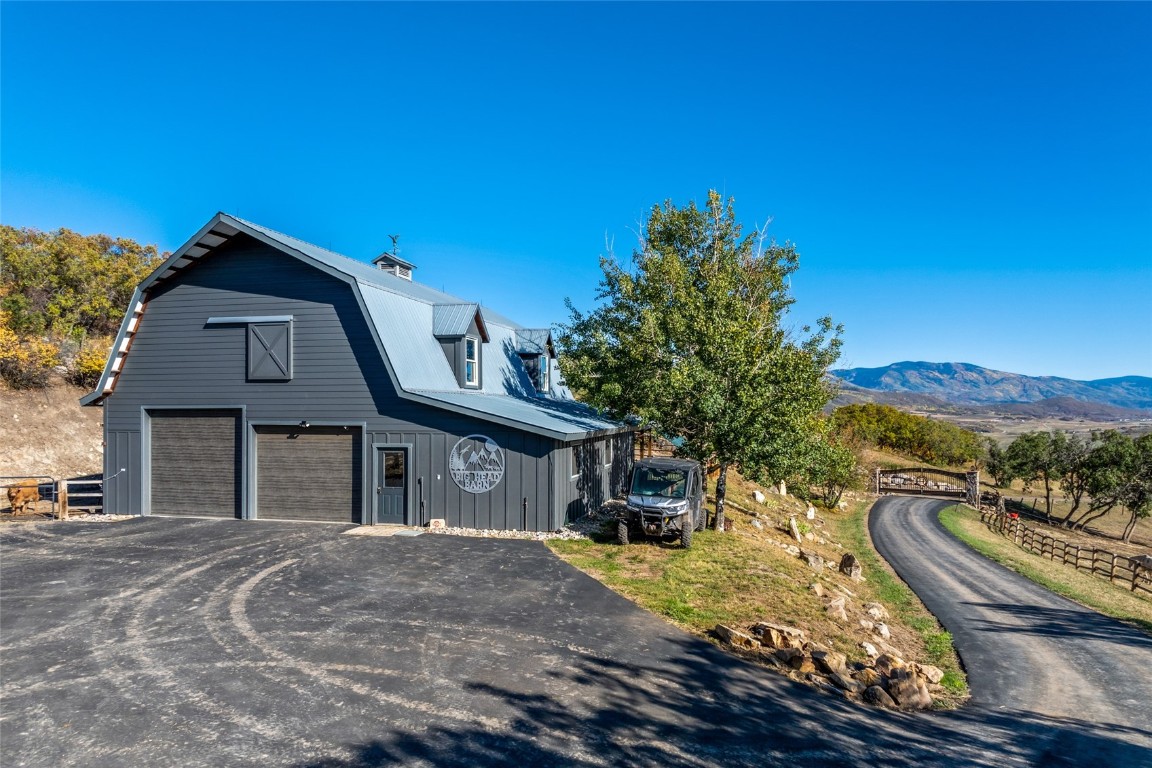 44300 Diamondback WAY