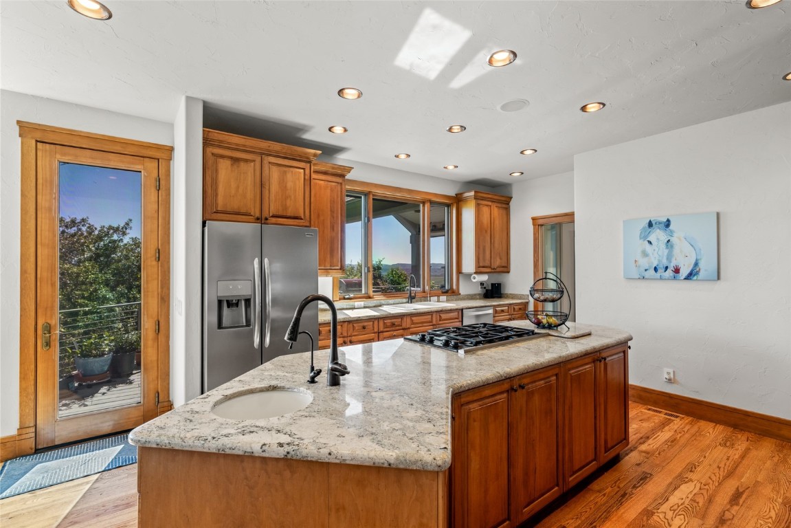 44300 Diamondback WAY