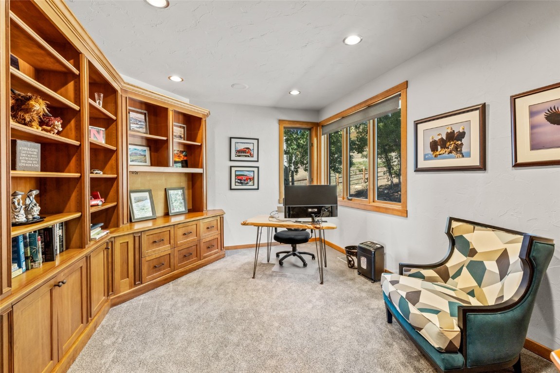 44300 Diamondback WAY