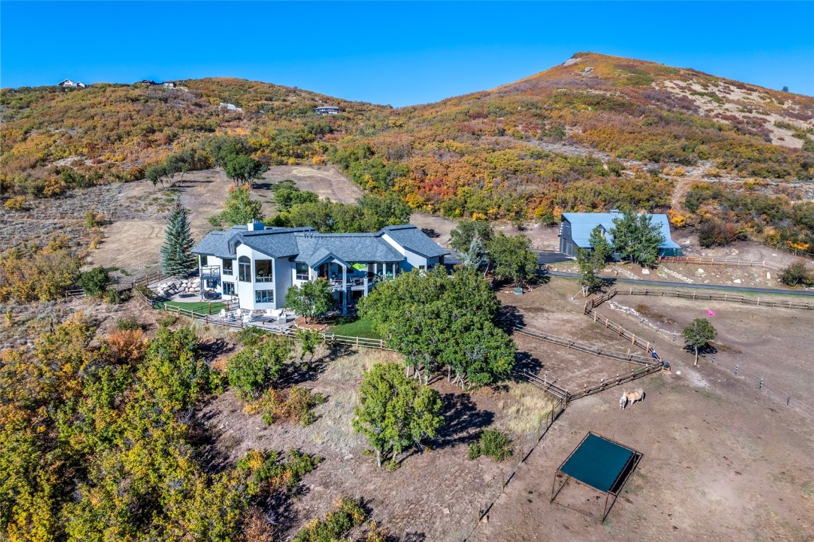 44300 Diamondback WAY