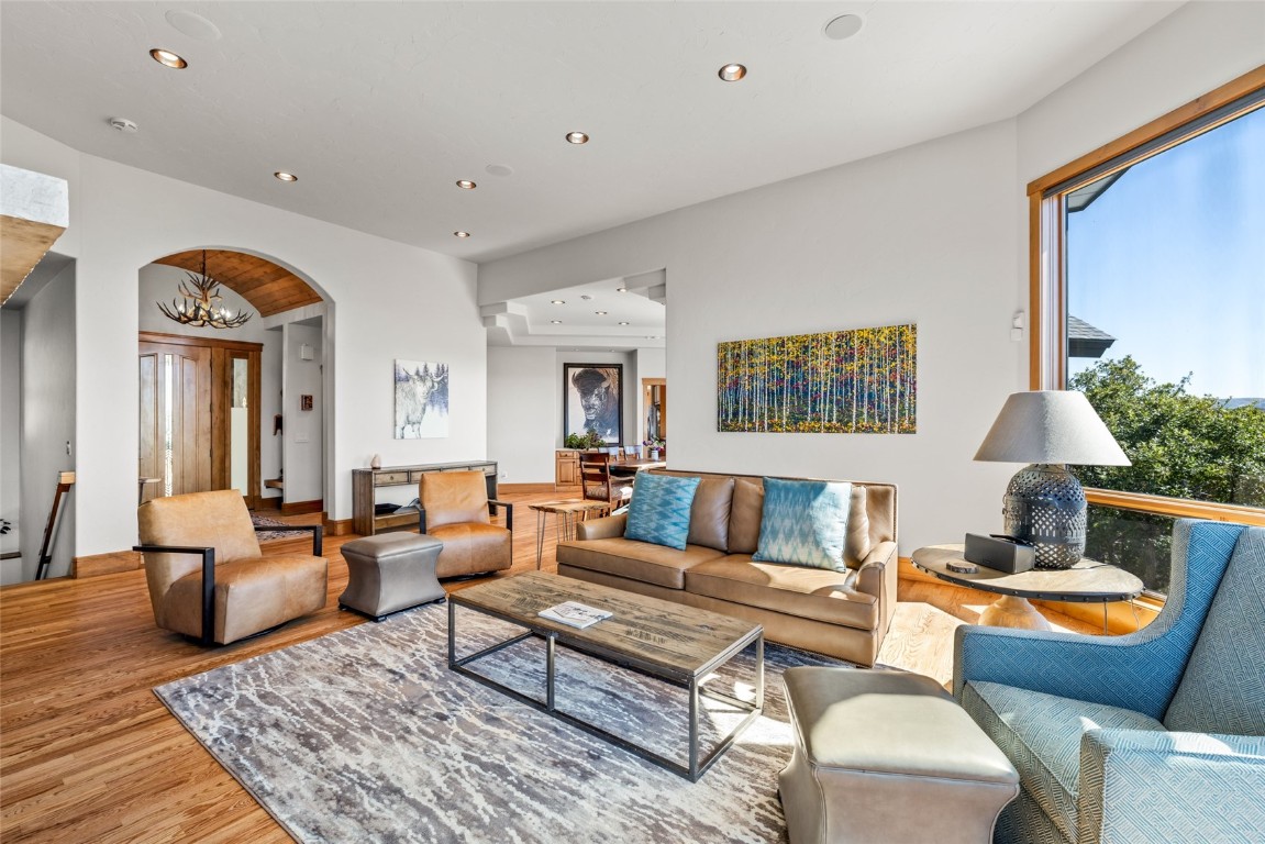 44300 Diamondback WAY