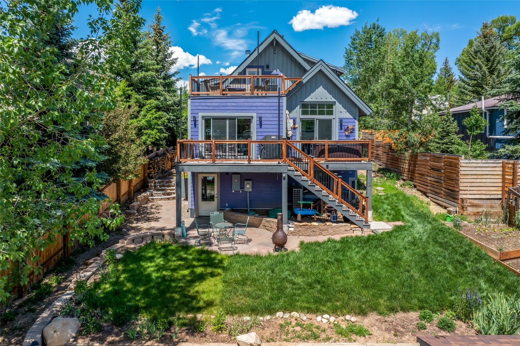 429 Pine STREET