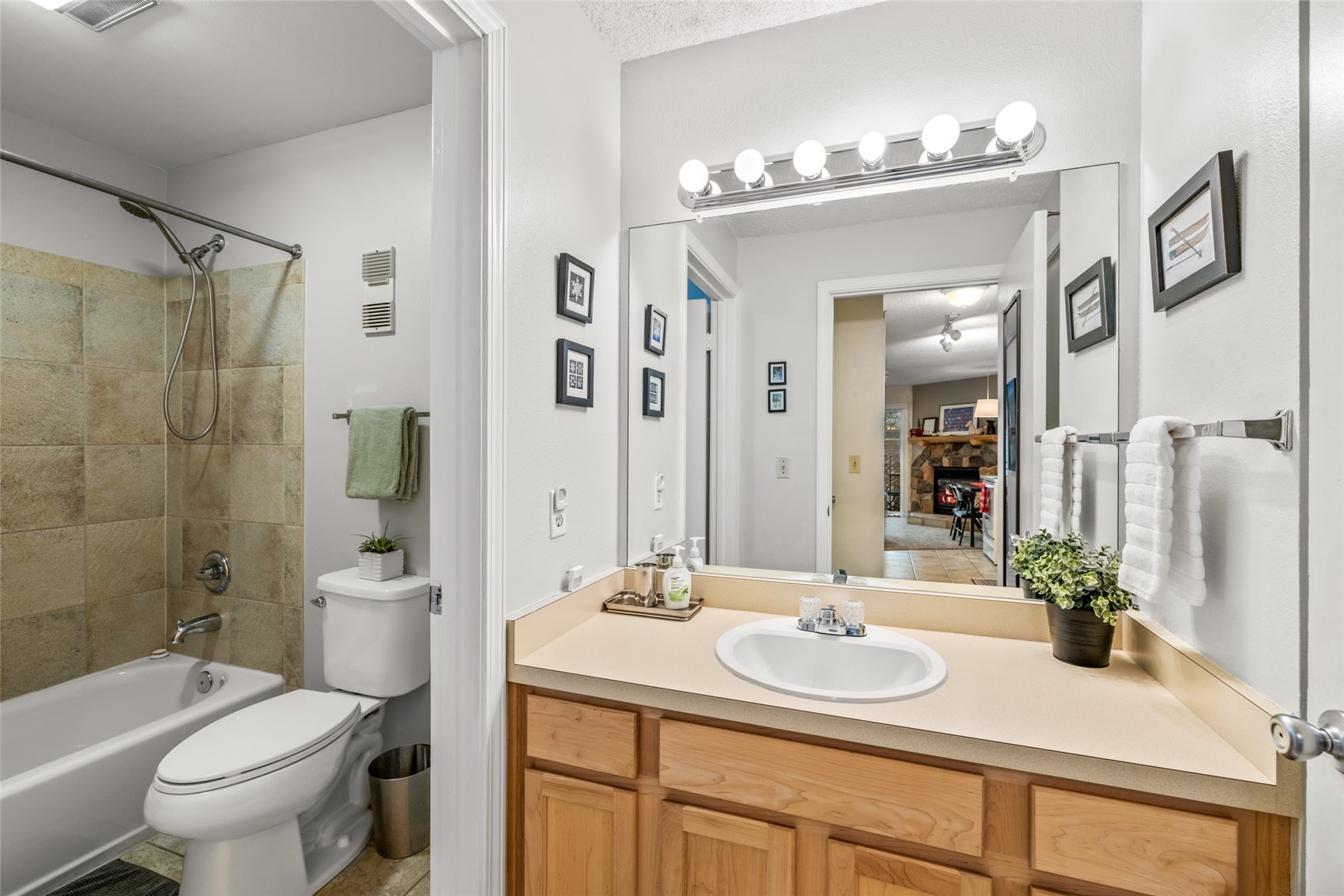 2883 Burgess Creek ROAD 208