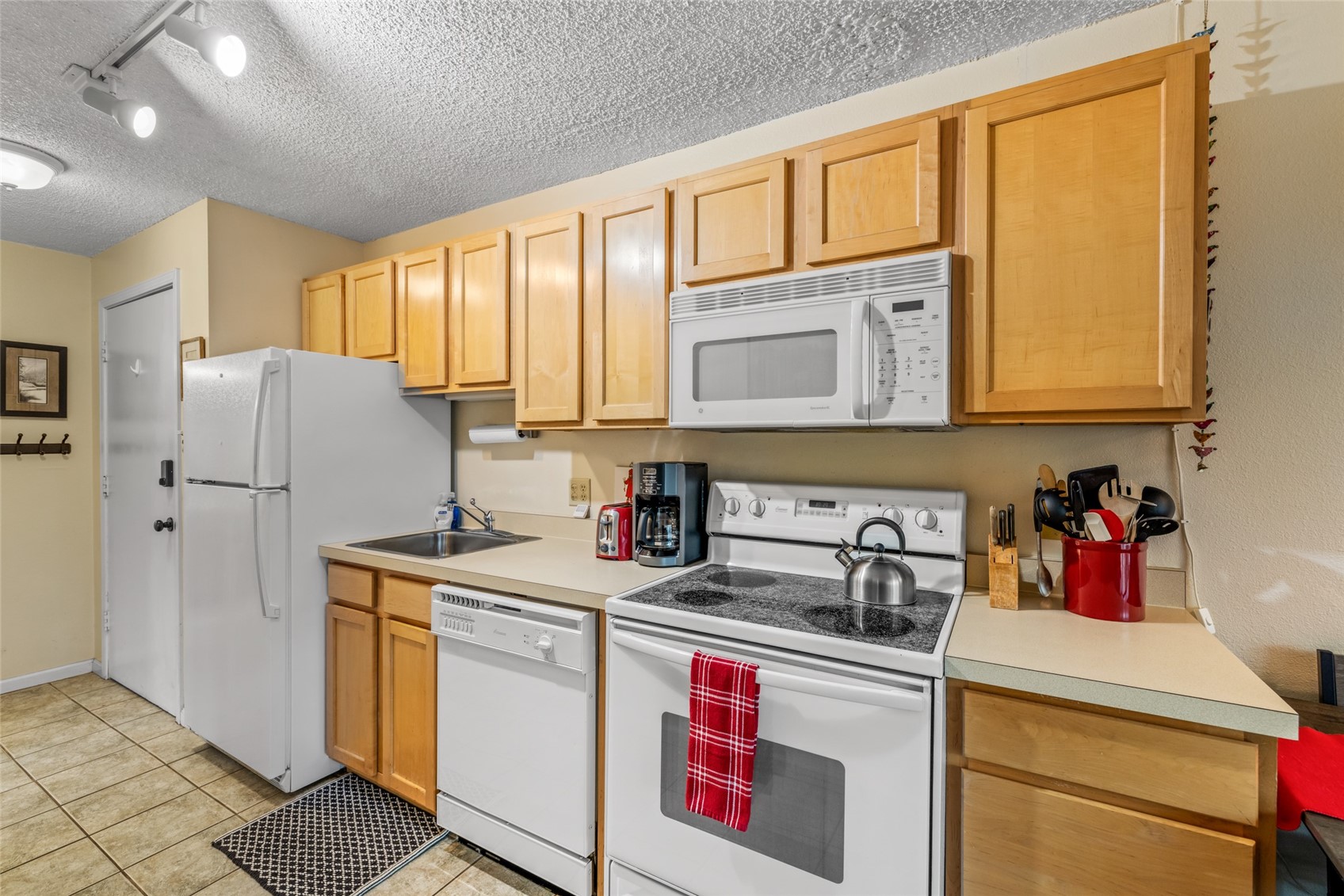 2883 Burgess Creek ROAD 208
