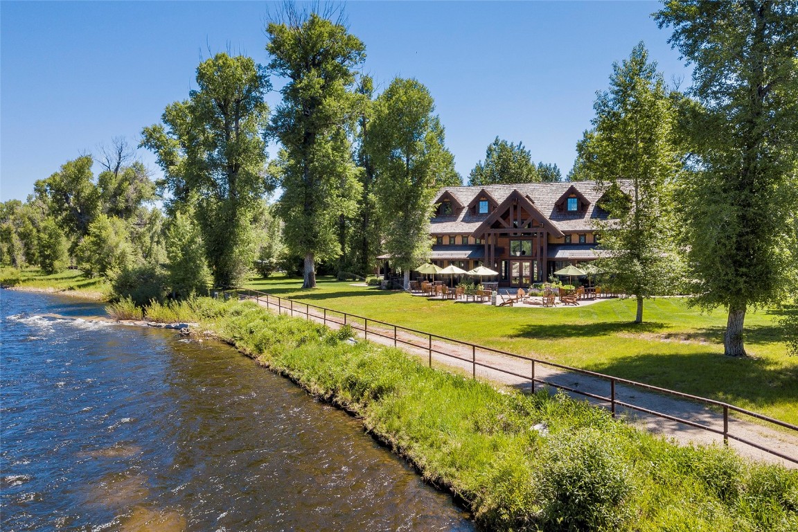 26705 Wild Iris PATH