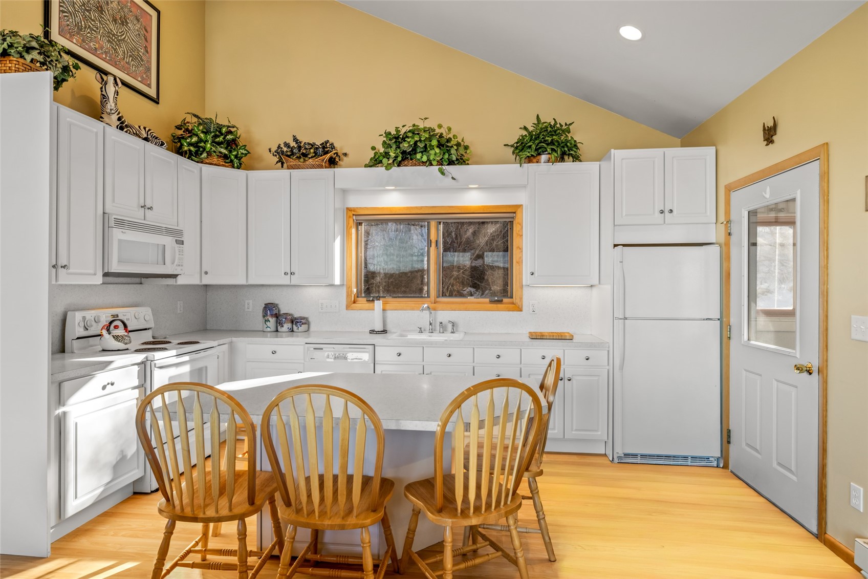 26000 High Ridge DRIVE