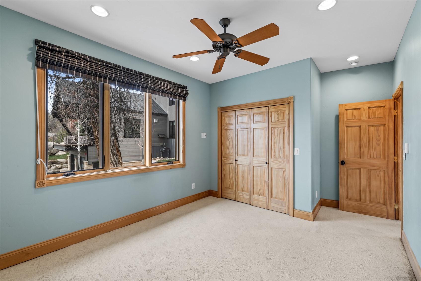 560 Steamboat BOULEVARD