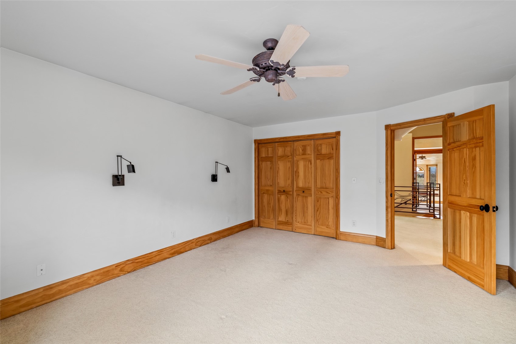 560 Steamboat BOULEVARD