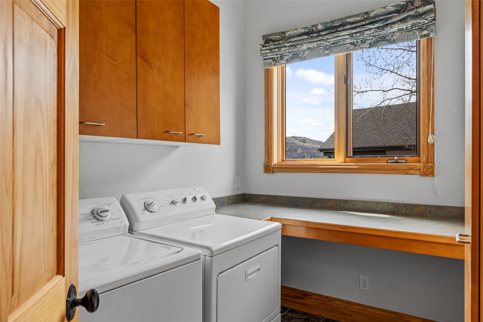 560 Steamboat BOULEVARD