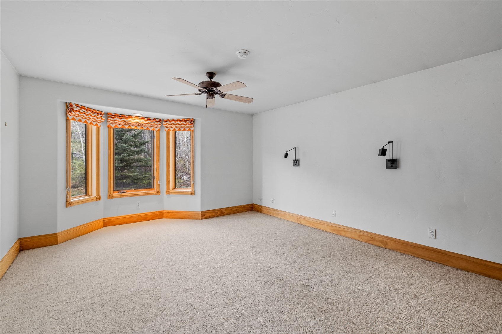 560 Steamboat BOULEVARD