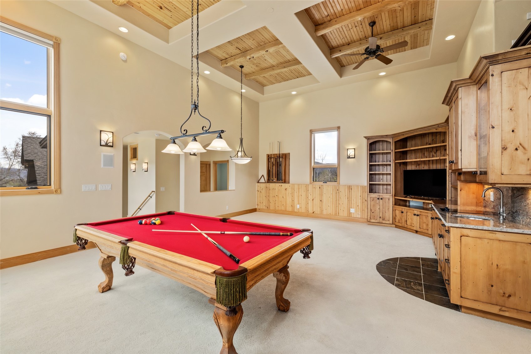 560 Steamboat BOULEVARD